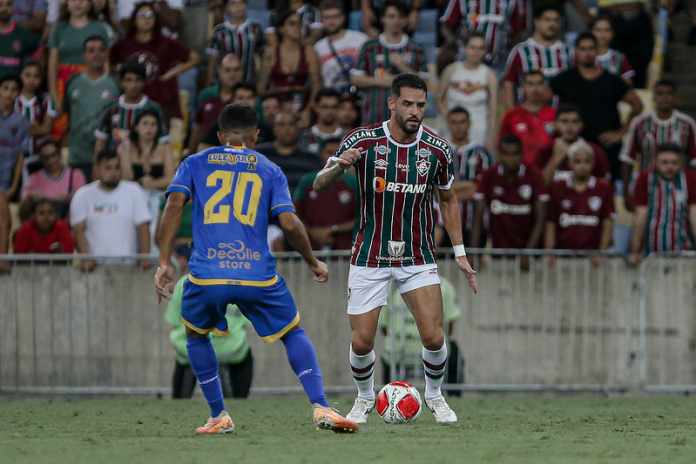 Renato Augusto comemorando gol pelo Fluminense